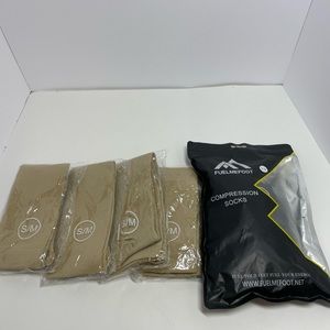 Lot of New Unisex Black Fuelmefoot and Tan Compression Socks Size Small/Medium